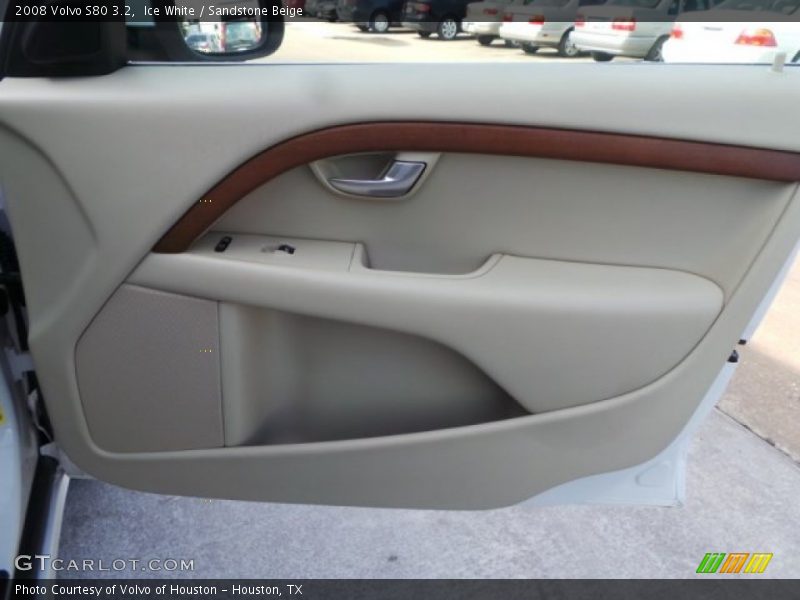 Ice White / Sandstone Beige 2008 Volvo S80 3.2