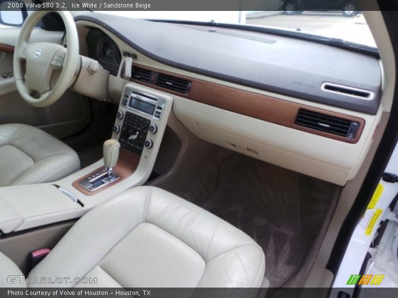 Ice White / Sandstone Beige 2008 Volvo S80 3.2