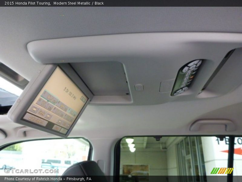Modern Steel Metallic / Black 2015 Honda Pilot Touring