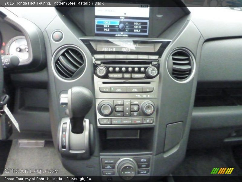 Modern Steel Metallic / Black 2015 Honda Pilot Touring
