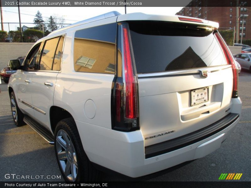White Diamond Tricoat / Shale/Cocoa 2015 Cadillac Escalade Luxury 4WD