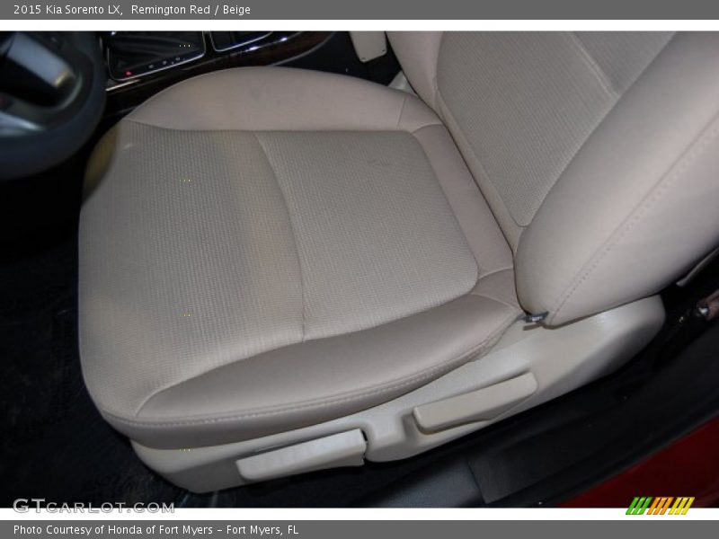 Remington Red / Beige 2015 Kia Sorento LX