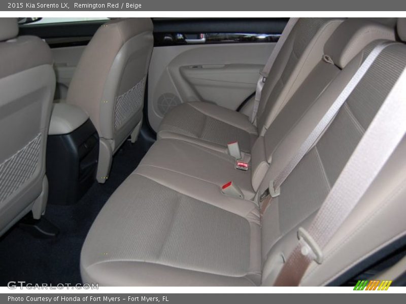 Remington Red / Beige 2015 Kia Sorento LX
