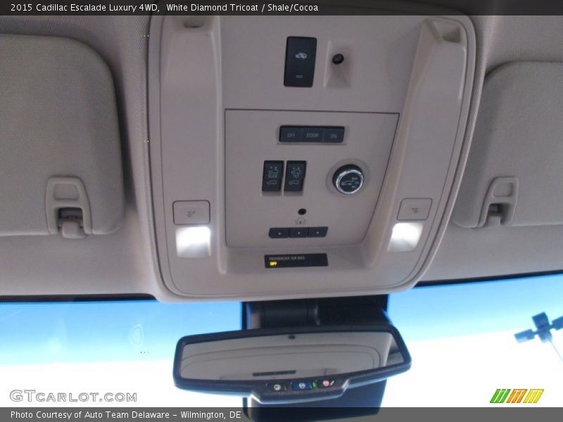 White Diamond Tricoat / Shale/Cocoa 2015 Cadillac Escalade Luxury 4WD