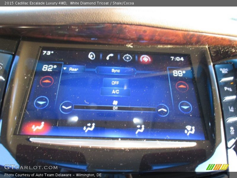 White Diamond Tricoat / Shale/Cocoa 2015 Cadillac Escalade Luxury 4WD