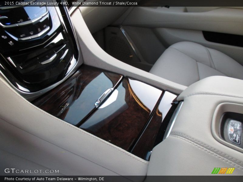 White Diamond Tricoat / Shale/Cocoa 2015 Cadillac Escalade Luxury 4WD