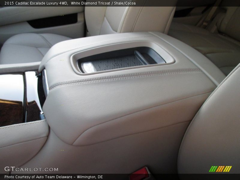 White Diamond Tricoat / Shale/Cocoa 2015 Cadillac Escalade Luxury 4WD