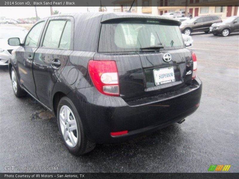 Black Sand Pearl / Black 2014 Scion xD