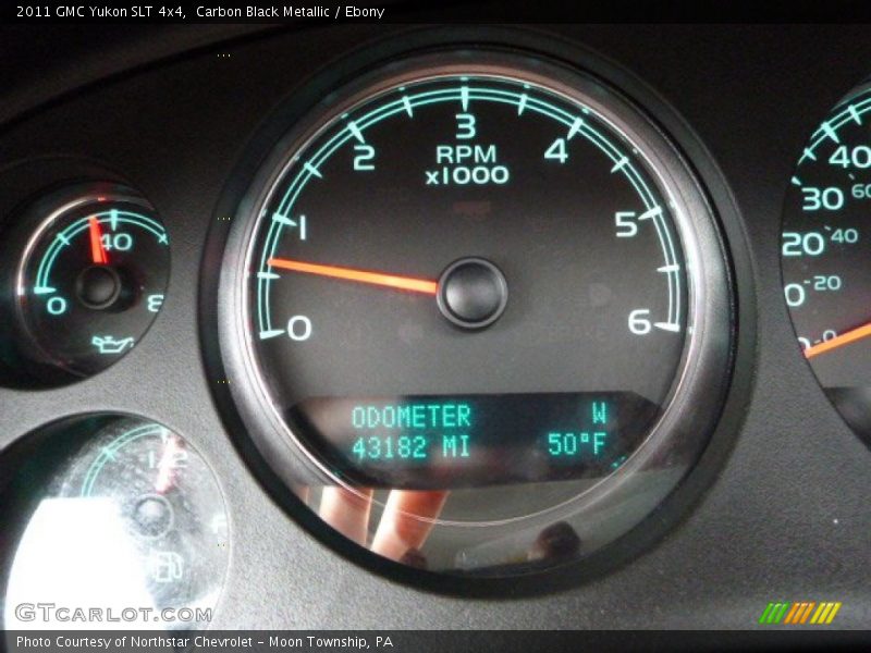 Carbon Black Metallic / Ebony 2011 GMC Yukon SLT 4x4