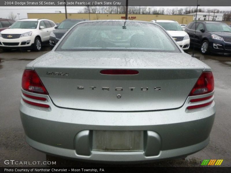 Satin Jade Pearlcoat / Dark Slate Gray 2004 Dodge Stratus SE Sedan