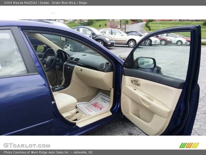 Strato Blue Mica / Beige 2004 Mazda MAZDA3 i Sedan