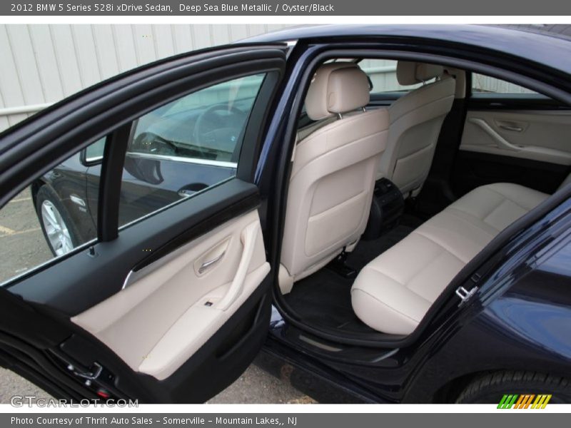 Deep Sea Blue Metallic / Oyster/Black 2012 BMW 5 Series 528i xDrive Sedan