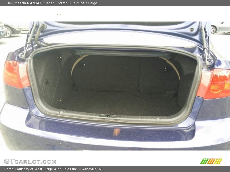 Strato Blue Mica / Beige 2004 Mazda MAZDA3 i Sedan