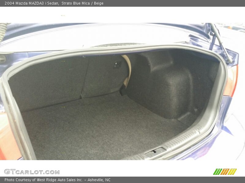 Strato Blue Mica / Beige 2004 Mazda MAZDA3 i Sedan