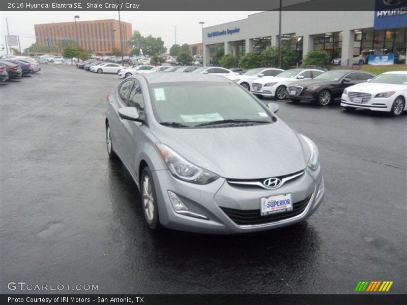 Shale Gray / Gray 2016 Hyundai Elantra SE