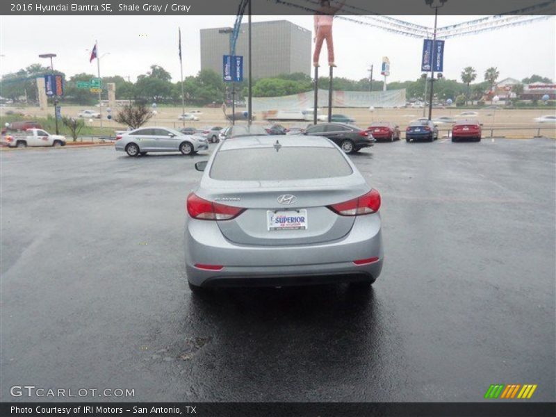 Shale Gray / Gray 2016 Hyundai Elantra SE