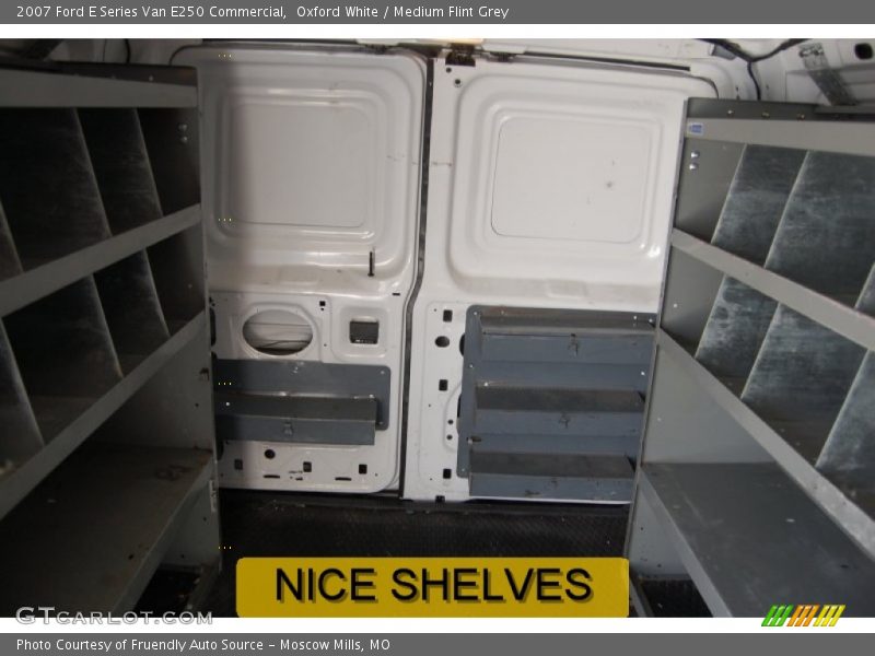 Oxford White / Medium Flint Grey 2007 Ford E Series Van E250 Commercial
