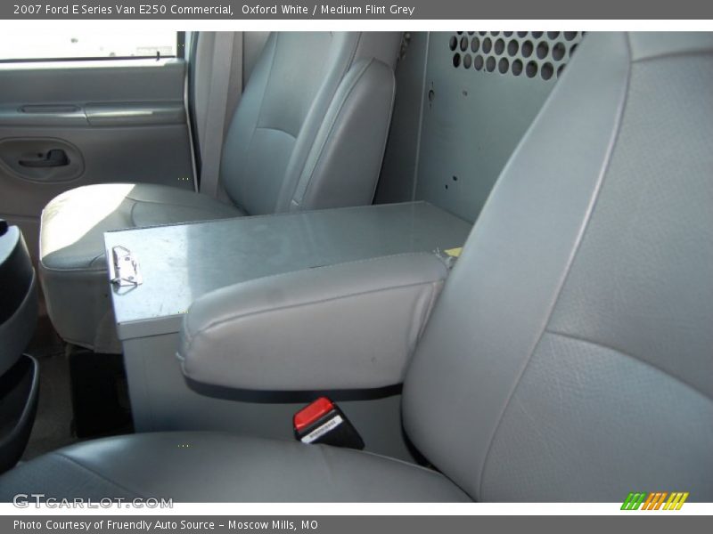 Oxford White / Medium Flint Grey 2007 Ford E Series Van E250 Commercial