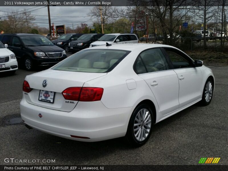 Candy White / Cornsilk Beige 2011 Volkswagen Jetta SEL Sedan