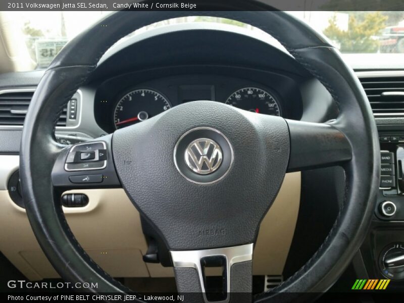 Candy White / Cornsilk Beige 2011 Volkswagen Jetta SEL Sedan
