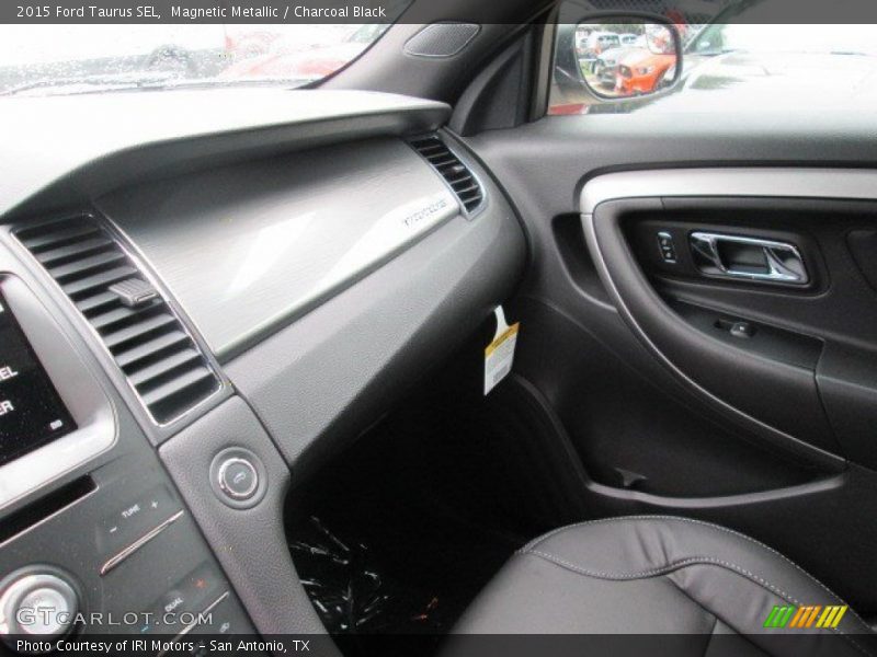 Magnetic Metallic / Charcoal Black 2015 Ford Taurus SEL