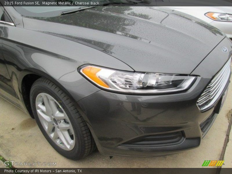 Magnetic Metallic / Charcoal Black 2015 Ford Fusion SE
