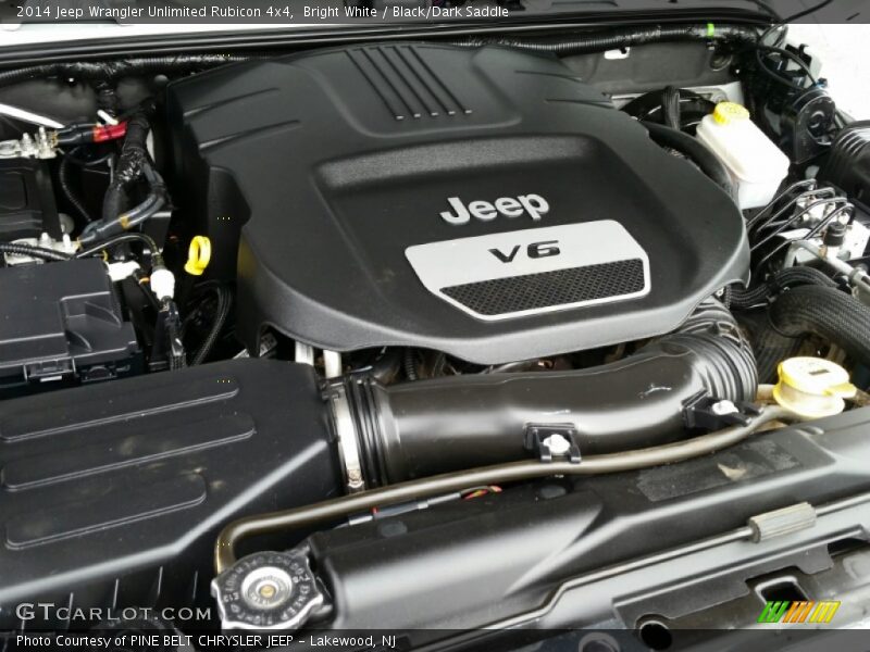 Bright White / Black/Dark Saddle 2014 Jeep Wrangler Unlimited Rubicon 4x4