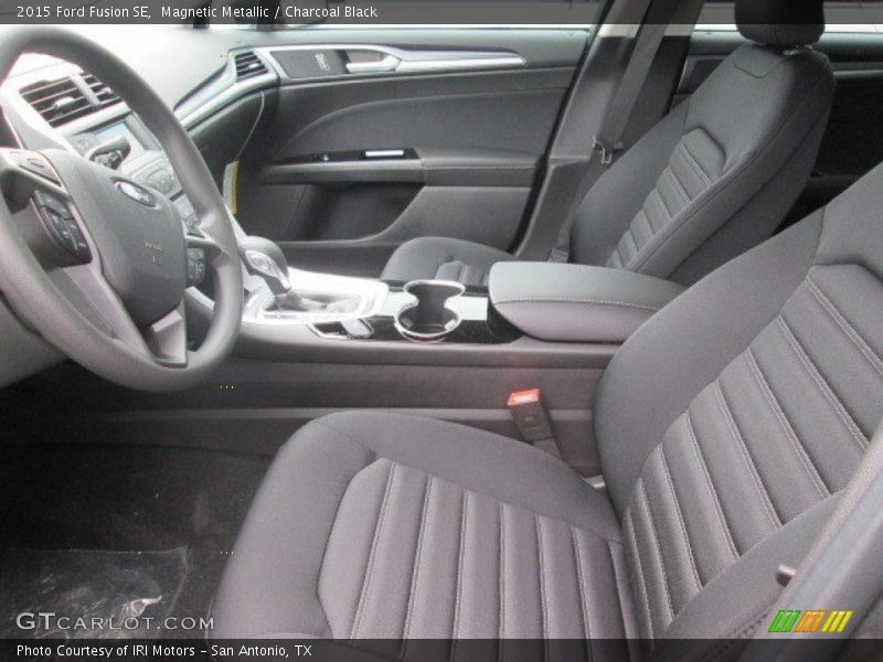 Magnetic Metallic / Charcoal Black 2015 Ford Fusion SE