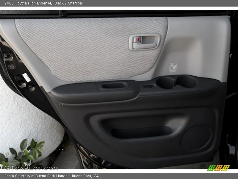 Black / Charcoal 2003 Toyota Highlander I4