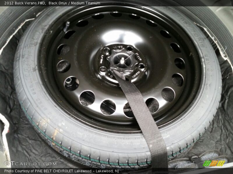 Black Onyx / Medium Titanium 2012 Buick Verano FWD