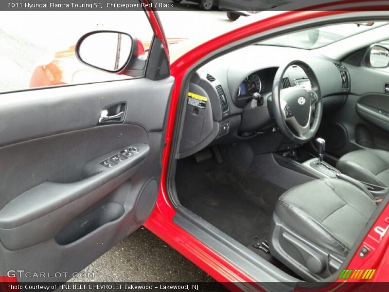 Chilipepper Red / Black 2011 Hyundai Elantra Touring SE