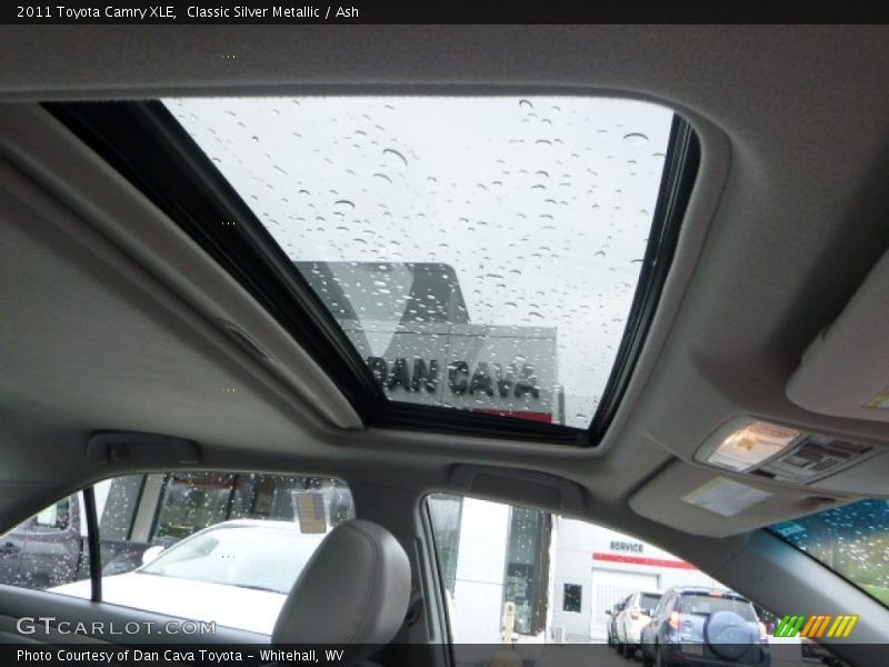 Classic Silver Metallic / Ash 2011 Toyota Camry XLE