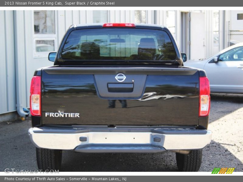 Super Black / Graphite Steel 2013 Nissan Frontier S King Cab