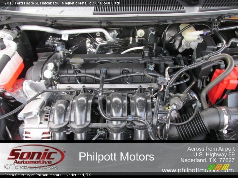 Magnetic Metallic / Charcoal Black 2015 Ford Fiesta SE Hatchback