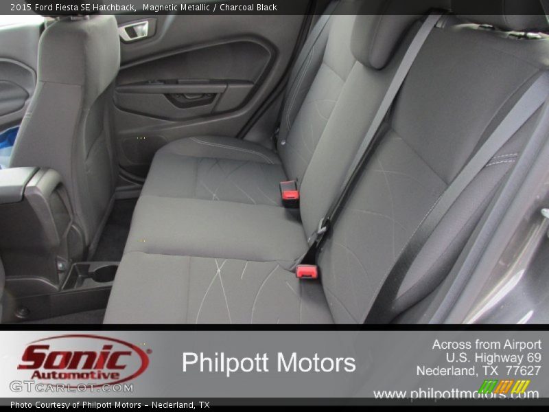 Magnetic Metallic / Charcoal Black 2015 Ford Fiesta SE Hatchback