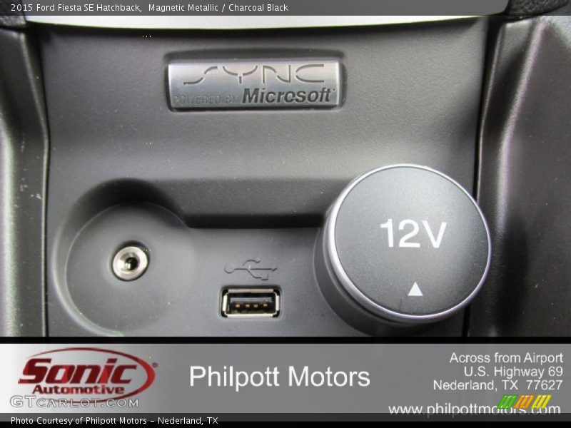 Magnetic Metallic / Charcoal Black 2015 Ford Fiesta SE Hatchback