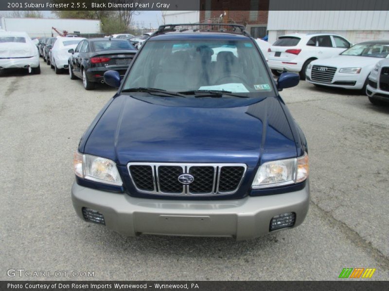 Black Diamond Pearl / Gray 2001 Subaru Forester 2.5 S