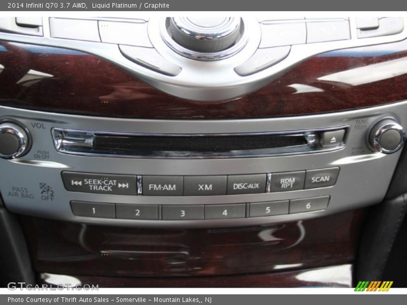 Controls of 2014 Q70 3.7 AWD