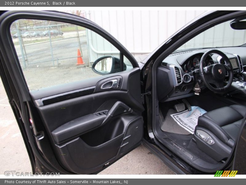 Black / Black 2012 Porsche Cayenne S