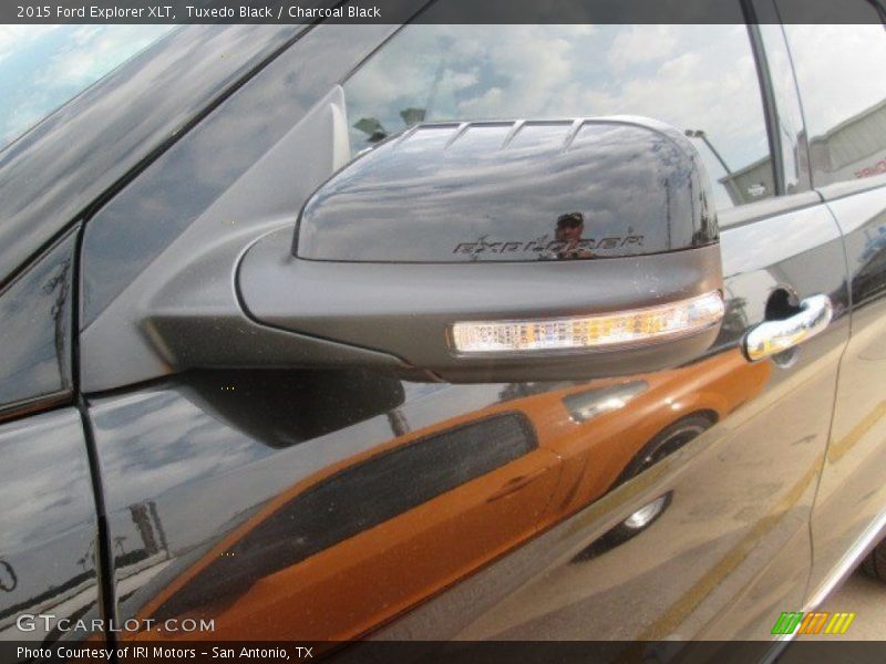 Tuxedo Black / Charcoal Black 2015 Ford Explorer XLT