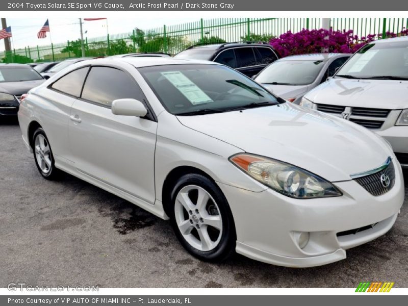 Front 3/4 View of 2004 Solara SE Sport V6 Coupe