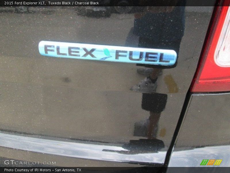 Tuxedo Black / Charcoal Black 2015 Ford Explorer XLT
