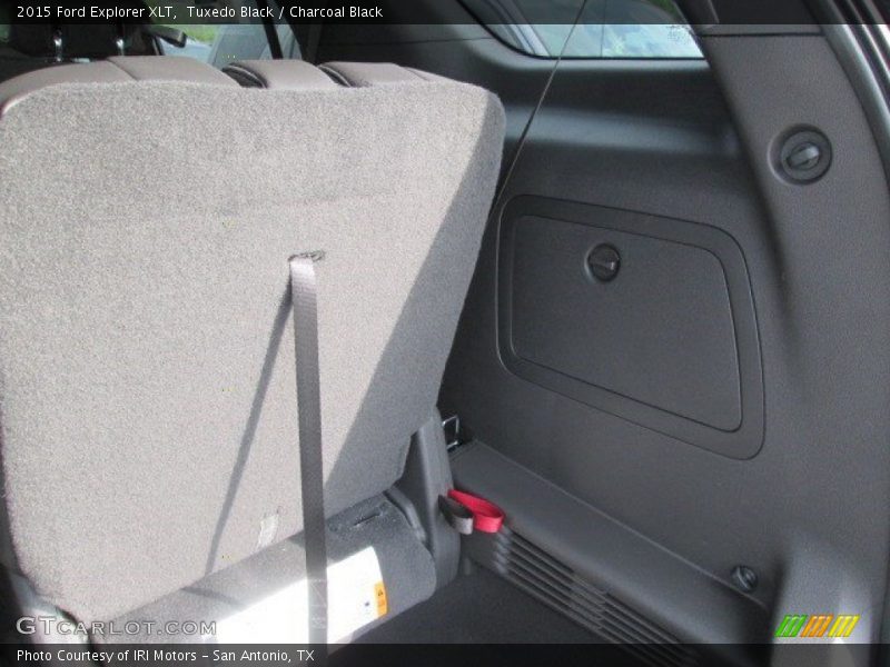 Tuxedo Black / Charcoal Black 2015 Ford Explorer XLT
