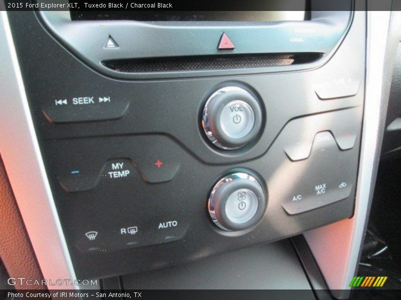 Tuxedo Black / Charcoal Black 2015 Ford Explorer XLT
