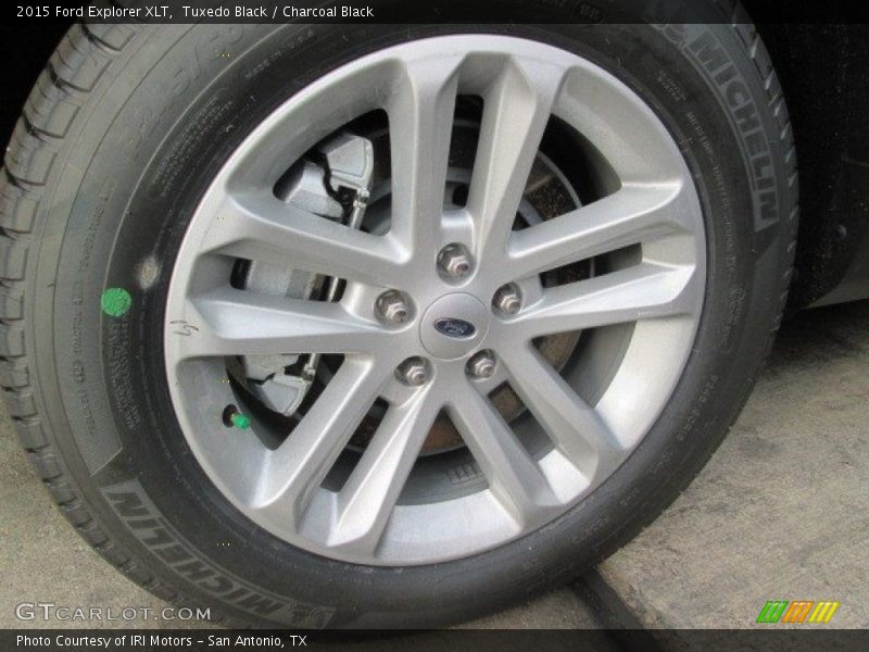 Tuxedo Black / Charcoal Black 2015 Ford Explorer XLT