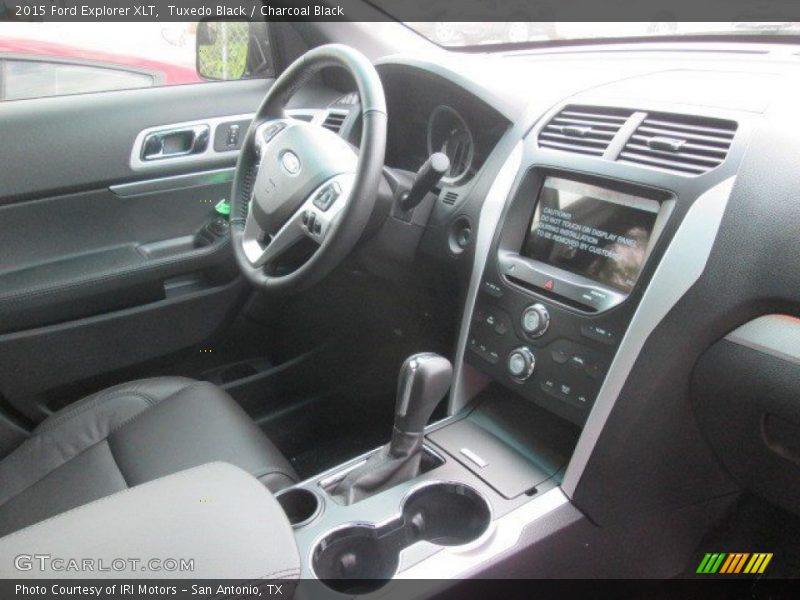 Tuxedo Black / Charcoal Black 2015 Ford Explorer XLT
