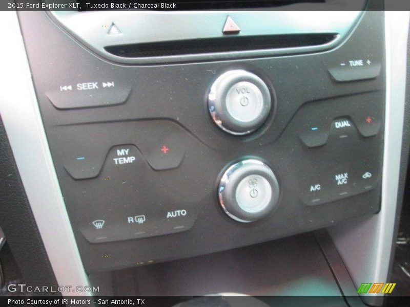 Tuxedo Black / Charcoal Black 2015 Ford Explorer XLT