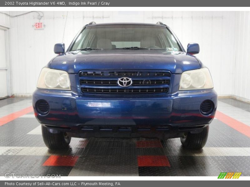 Indigo Ink Pearl / Gray 2002 Toyota Highlander V6 4WD