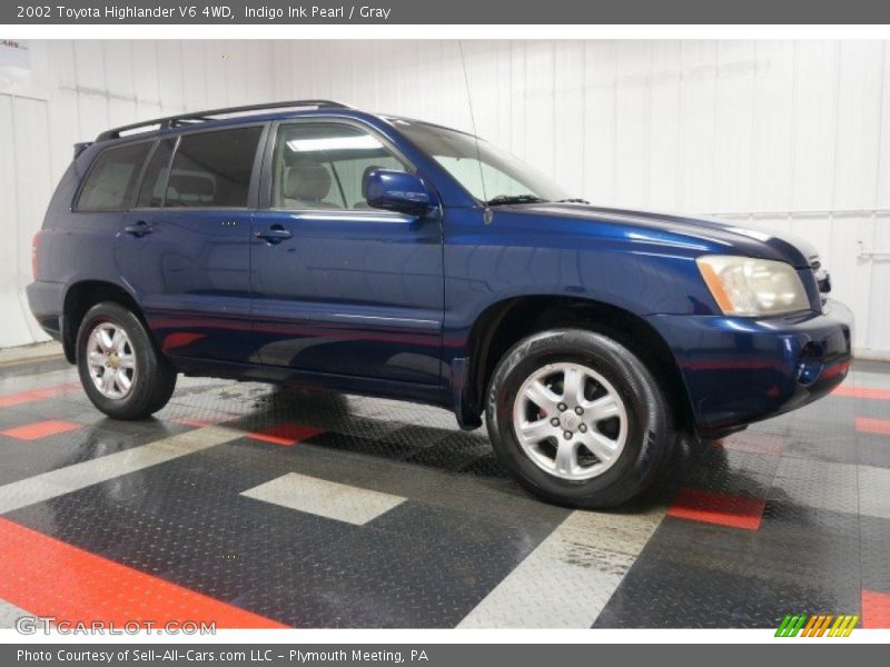 Indigo Ink Pearl / Gray 2002 Toyota Highlander V6 4WD