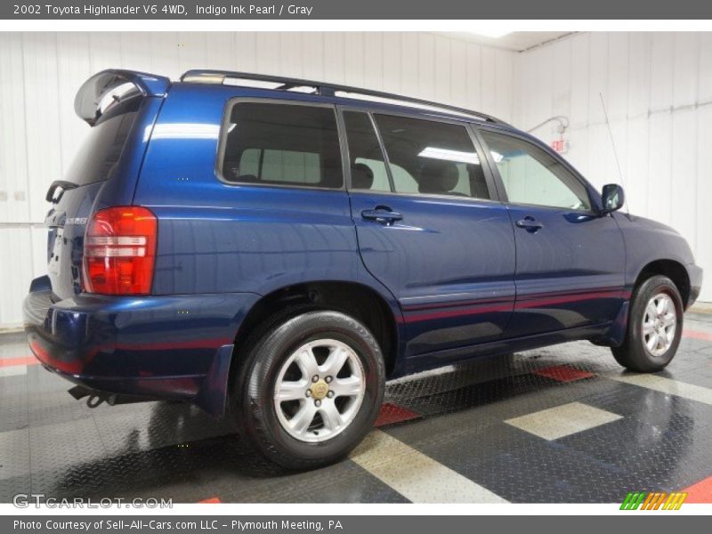 Indigo Ink Pearl / Gray 2002 Toyota Highlander V6 4WD